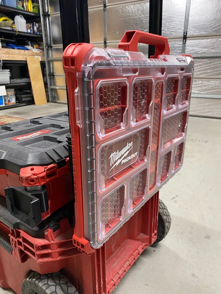 Milwaukee Packout hanging brackets
